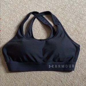 UNDER ARMOUR sports bra